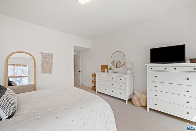 390 BISHOPGATE LN, Crozet, VA 22932