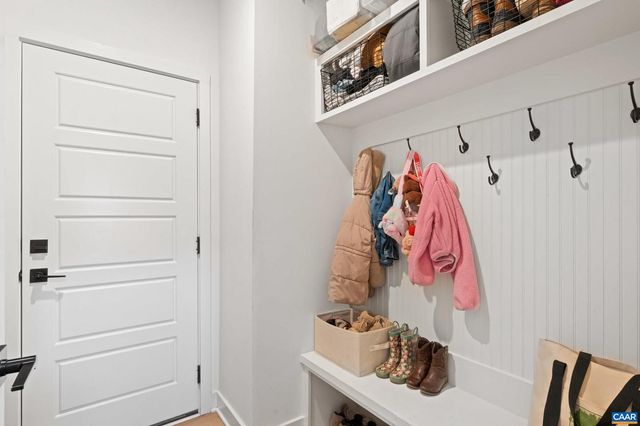 390 BISHOPGATE LN, Crozet, VA 22932