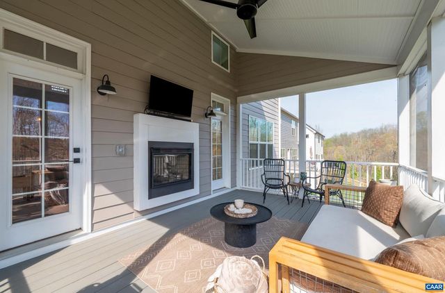 390 BISHOPGATE LN, Crozet, VA 22932