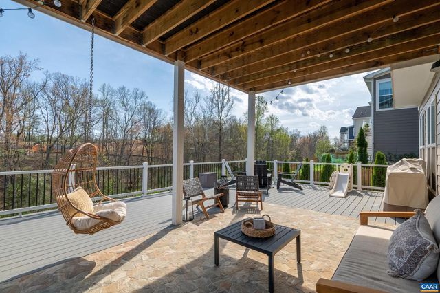 390 BISHOPGATE LN, Crozet, VA 22932