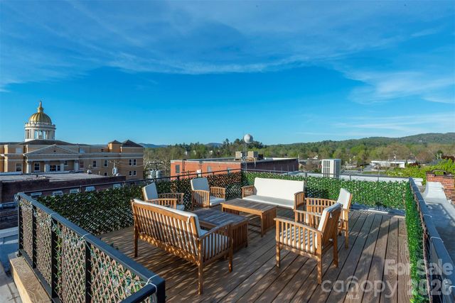 225 N Main Street C, Hendersonville, NC 28792
