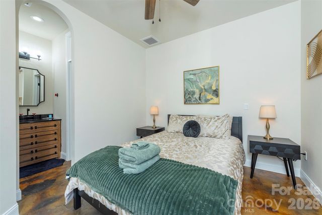 225 N Main Street C, Hendersonville, NC 28792