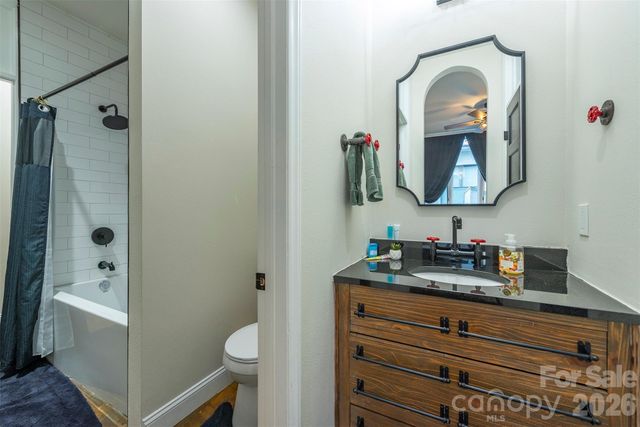 225 N Main Street C, Hendersonville, NC 28792