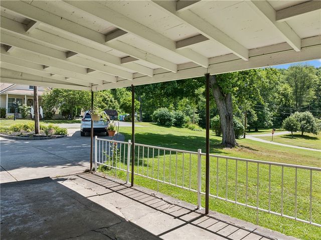 306 Beaver Ave, New Galilee, PA 16141