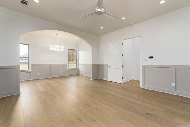 119 Falstone Dr, Little Rock, AR 72223