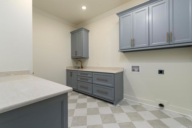 119 Falstone Dr, Little Rock, AR 72223