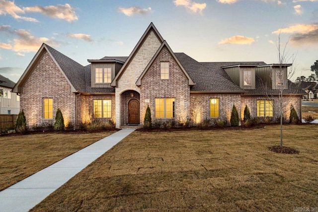 119 Falstone Dr, Little Rock, AR 72223