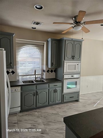 1514 Brighton Drive, Mansfield, TX 76063