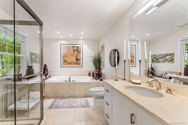 5 Coralyn Road, Scarsdale, NY 10583