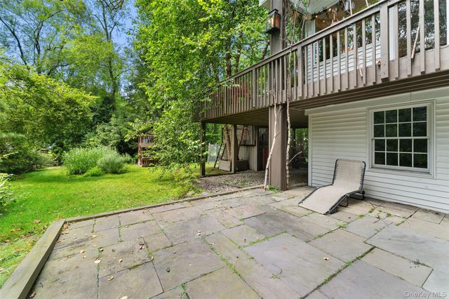 5 Coralyn Road, Scarsdale, NY 10583