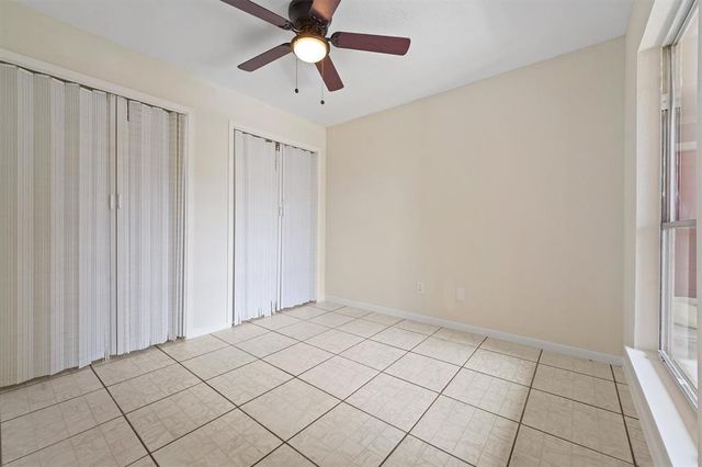 10855 Meadowglen Lane 1131, Houston, TX 77042