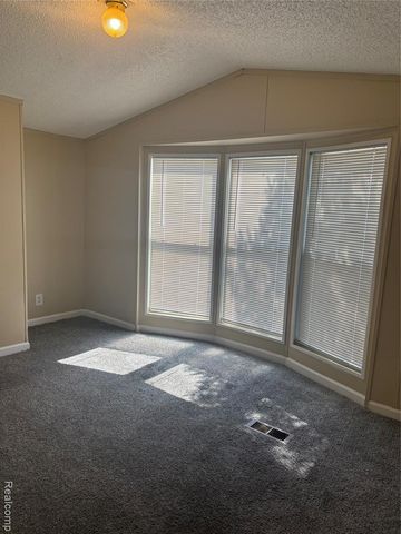 1478 Coachlight Lot 68, Flint, MI 48532