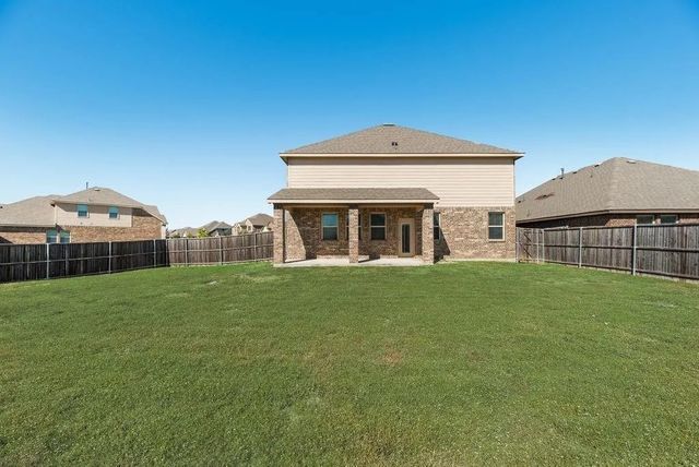 633 Bassett Hall Road, Fate, TX 75189