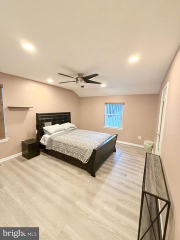 1322 BRADFORD LN, Bensalem, PA 19020