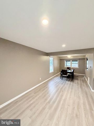 1322 BRADFORD LN, Bensalem, PA 19020