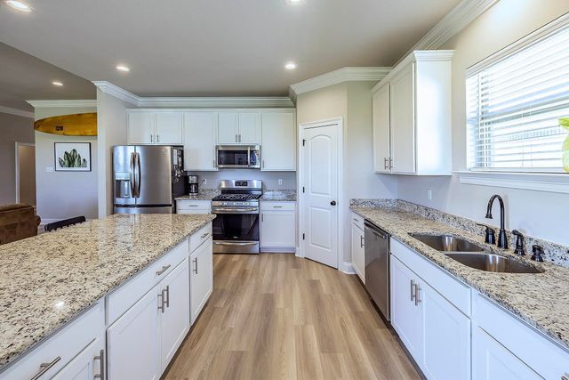 265 Peacock Pointe, Thibodaux, LA 70301