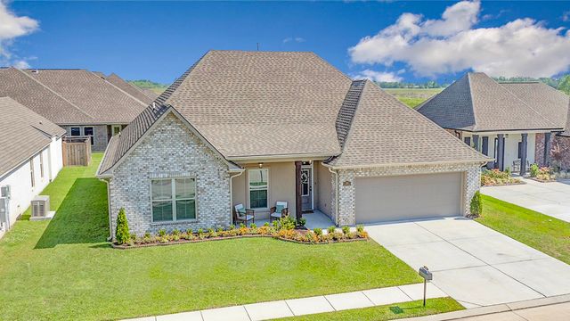 265 Peacock Pointe, Thibodaux, LA 70301