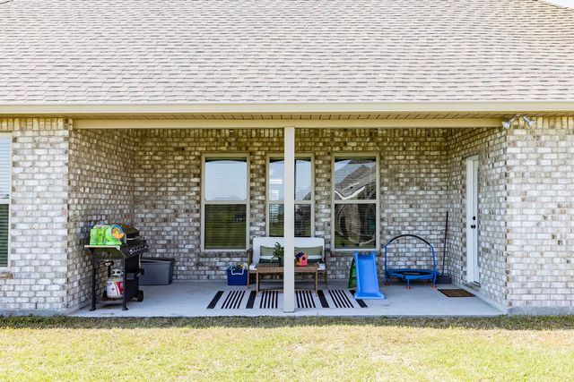 265 Peacock Pointe, Thibodaux, LA 70301