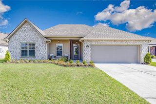 265 Peacock Pointe, Thibodaux, LA 70301