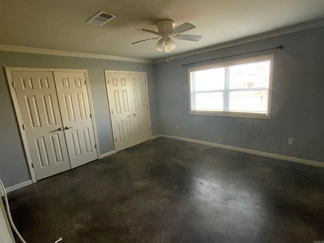 3006 Riverside dr., Pine Bluff, AR 71602