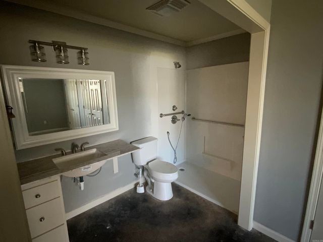 3006 Riverside dr., Pine Bluff, AR 71602