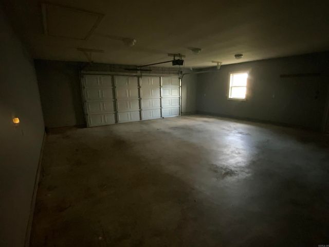 3006 Riverside dr., Pine Bluff, AR 71602