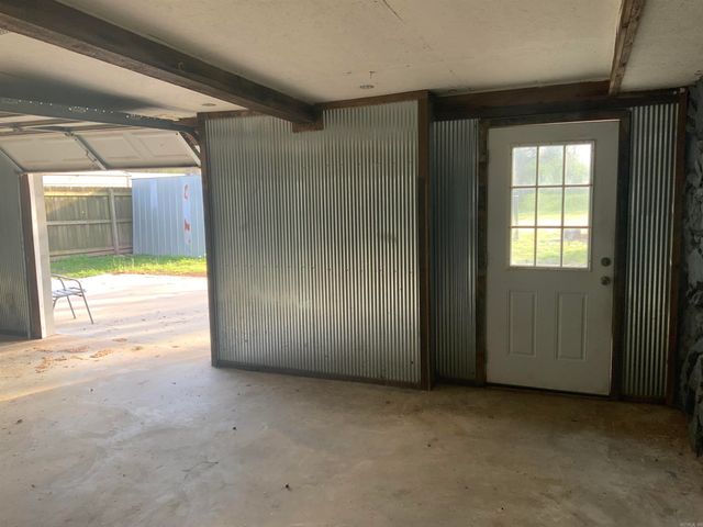 3006 Riverside dr., Pine Bluff, AR 71602