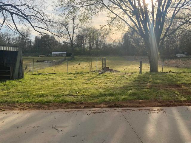 3006 Riverside dr., Pine Bluff, AR 71602