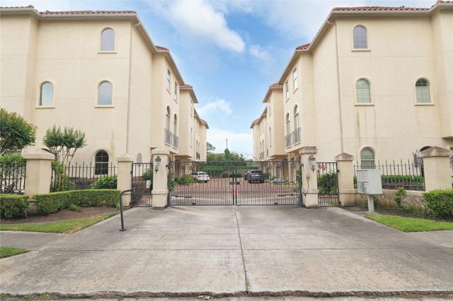 5459 John Dreaper Drive, Houston, TX 77056