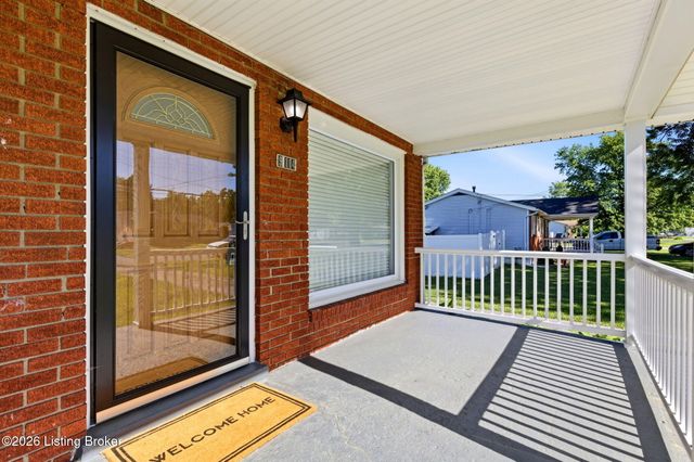 9114 New Maple Rd, Louisville, KY 40229
