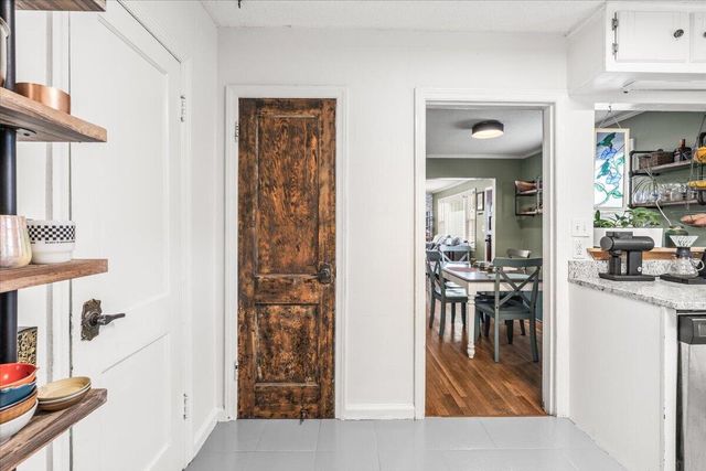 806 S Sweetbriar Avenue, Chattanooga, TN 37412