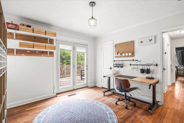 806 S Sweetbriar Avenue, Chattanooga, TN 37412