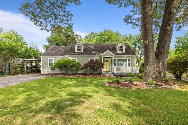 806 S Sweetbriar Avenue, Chattanooga, TN 37412