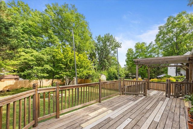 806 S Sweetbriar Avenue, Chattanooga, TN 37412