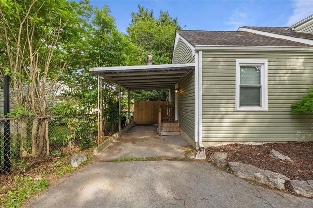 806 S Sweetbriar Avenue, Chattanooga, TN 37412