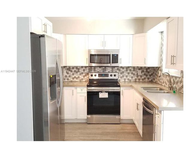 2917 NW 9th Avenue, Wilton Manors, FL 33311