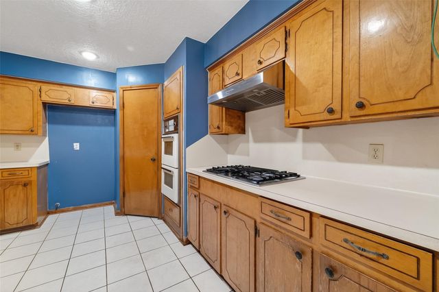 8219 Winding Meadow Court, Houston, TX 77040