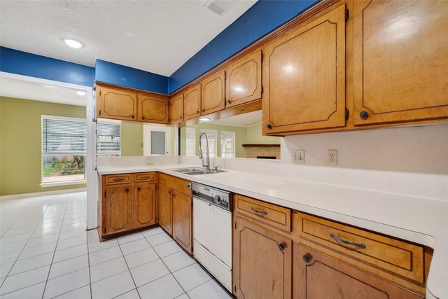 8219 Winding Meadow Court, Houston, TX 77040