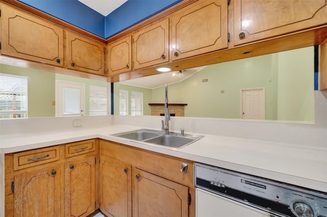 8219 Winding Meadow Court, Houston, TX 77040