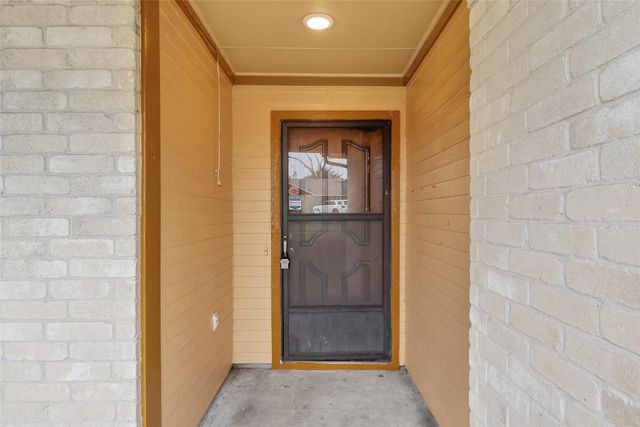 8219 Winding Meadow Court, Houston, TX 77040