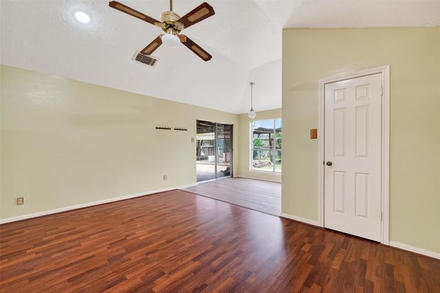 8219 Winding Meadow Court, Houston, TX 77040