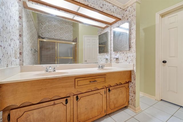 8219 Winding Meadow Court, Houston, TX 77040