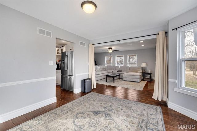 2011 Lebanon Avenue, Belleville, IL 62221