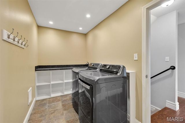 2011 Lebanon Avenue, Belleville, IL 62221