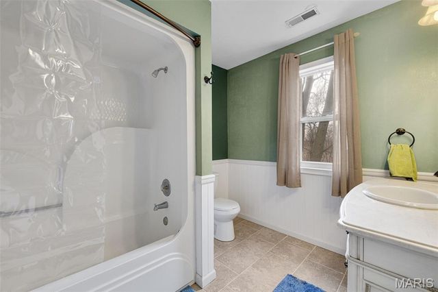 2011 Lebanon Avenue, Belleville, IL 62221