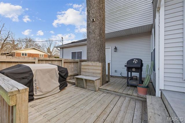 2011 Lebanon Avenue, Belleville, IL 62221