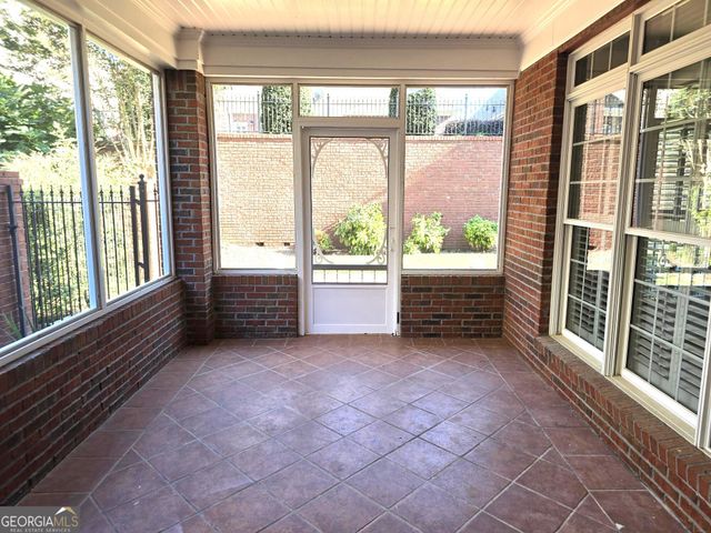 2050 Woodberry Run Drive, Snellville, GA 30078