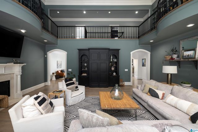 1101 COUNTRY CLUB CIRCLE, Hoover, AL 35244