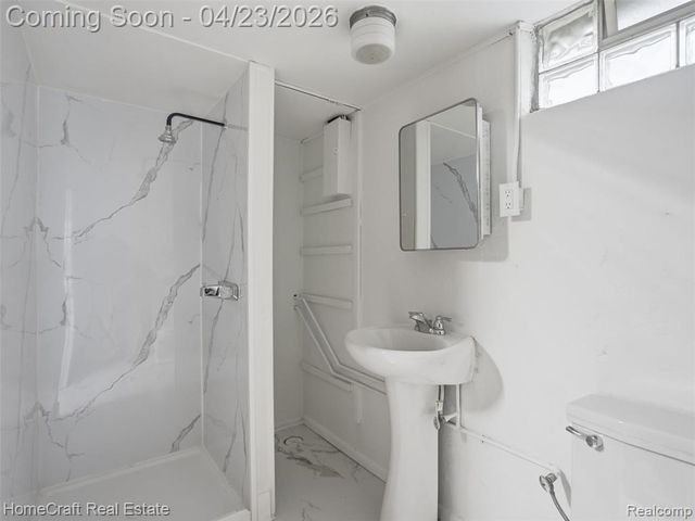 28629 James Street, Garden City, MI 48135