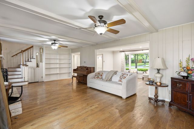 3010 S Country Club Road, Garland, TX 75043